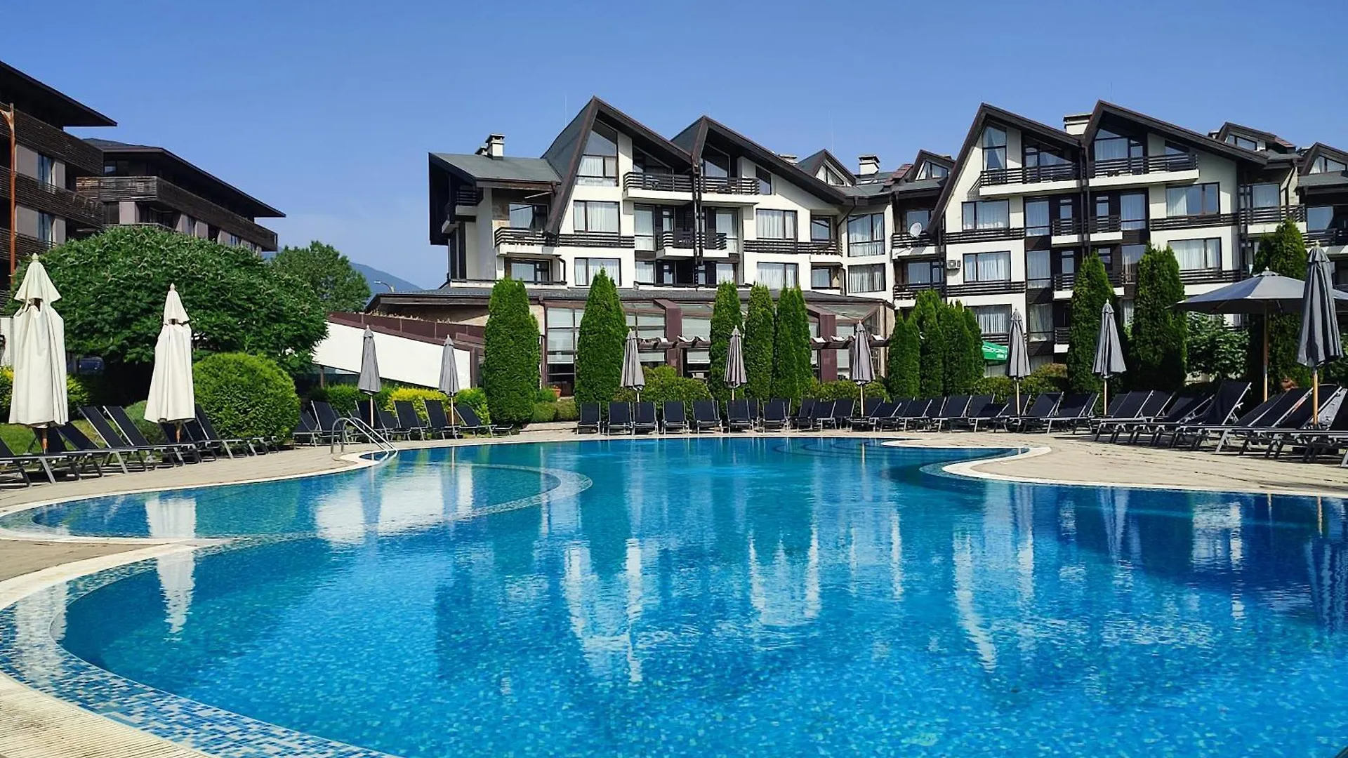 F307 Studio Aspen Golf Resort Bansko location
